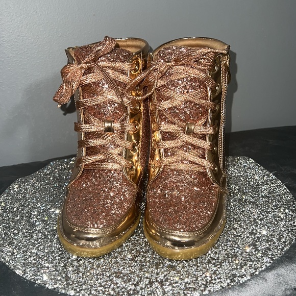 Rose gold sparkle wedges size 9 - Picture 2 of 6